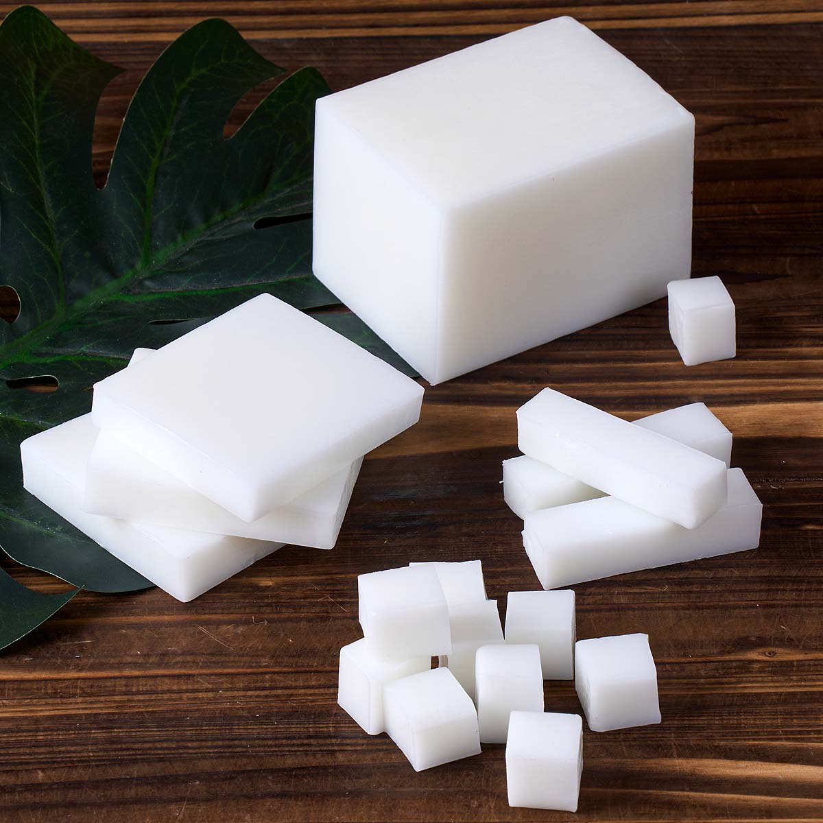 Soap Making Essentials - 1000G Box Clear White Glycerin Soaps